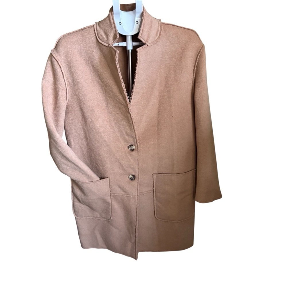 Context ExclusivelyLord & Taylor Women's Size M Camel Coat Wool Blend Button Up